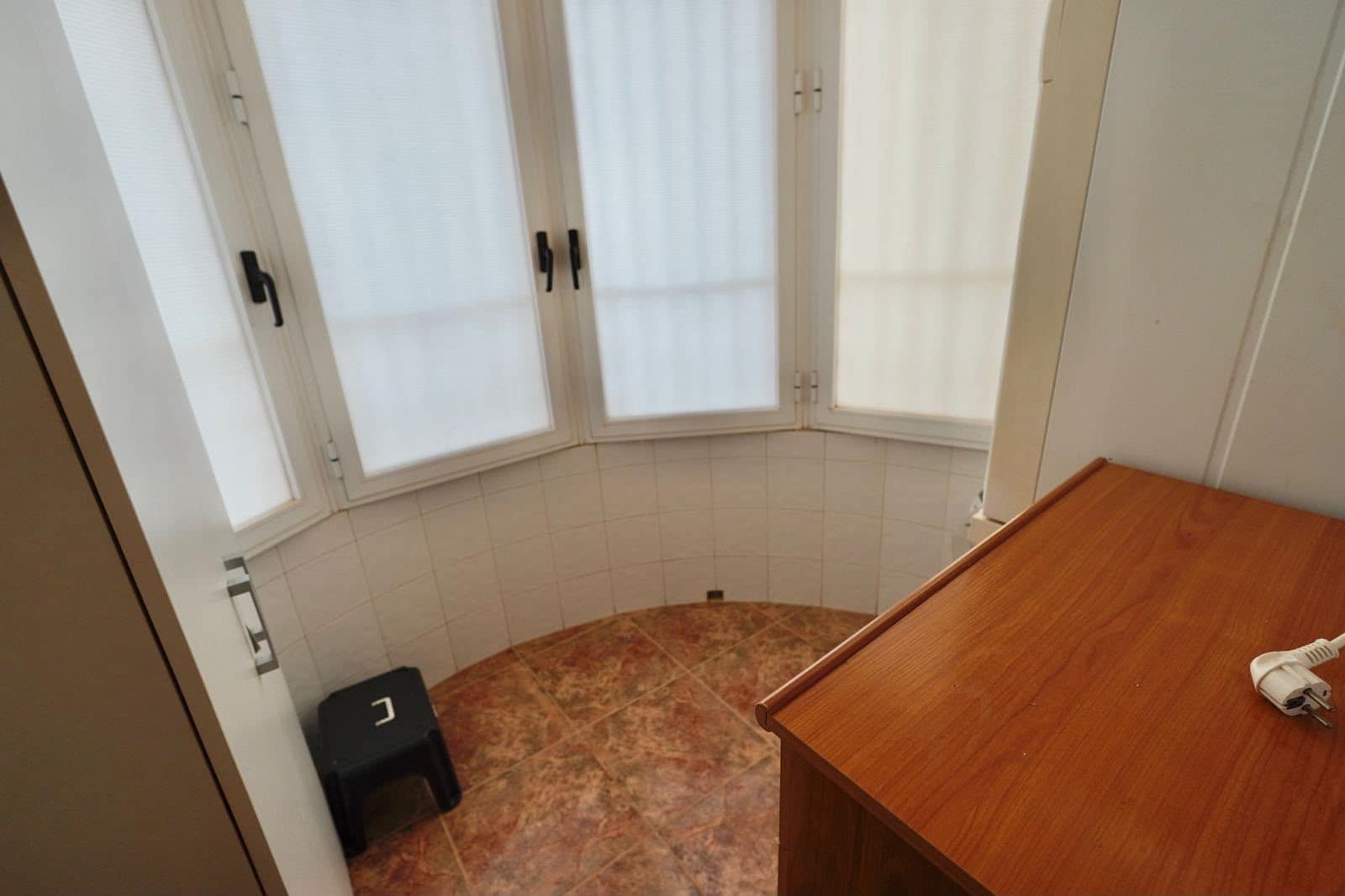 3 quarto Apartamento para arrendar em Orihuela Costa com piscina - 950 € (Ref: 10054617)