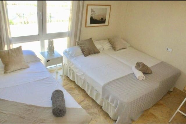 3 bedroom Townhouse for rent in Orihuela Costa, Orihuela with pool - € 1,500 (Ref: 10054618)