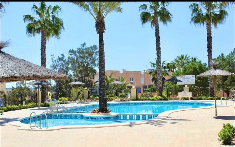 3 bedroom Townhouse for rent in Orihuela Costa with pool - € 1,500 (Ref: 10054618)