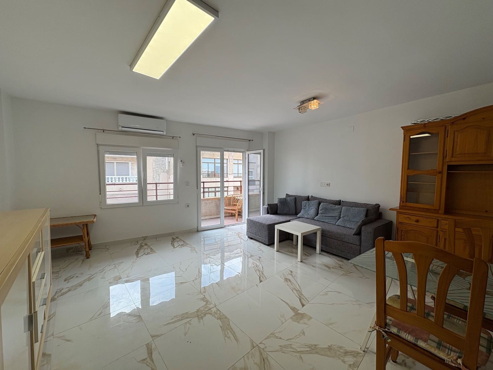 3 Zimmer Wohnung zu vermieten in Guardamar del Segura - 1.000 € (Ref: 10074878)