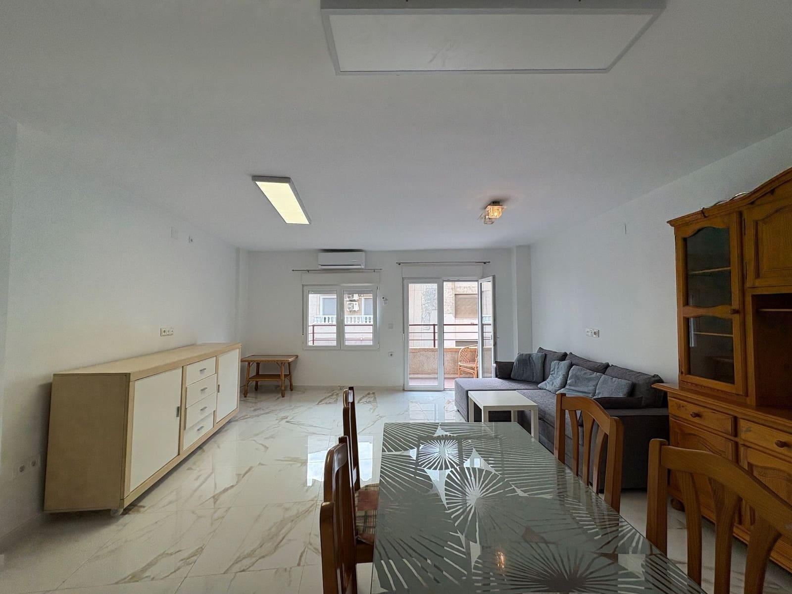 3 Zimmer Wohnung zu vermieten in Guardamar del Segura - 1.000 € (Ref: 10074878)
