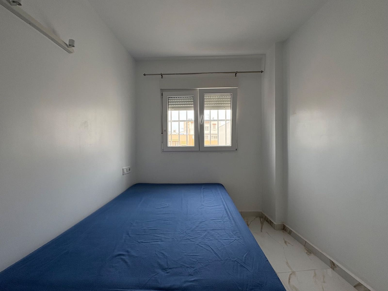 3 Zimmer Wohnung zu vermieten in Guardamar del Segura - 1.000 € (Ref: 10074878)