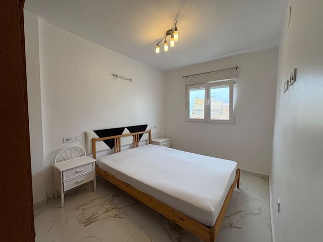 3 Zimmer Wohnung zu vermieten in Guardamar del Segura - 1.000 € (Ref: 10074878)