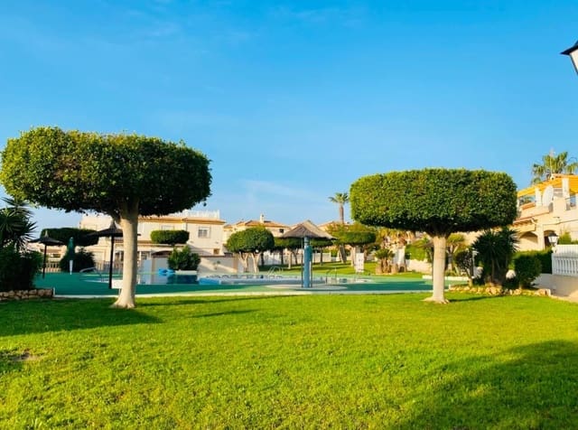 2 quarto Moradia para arrendar em Torrevieja com piscina - 875 € (Ref: 10080365)