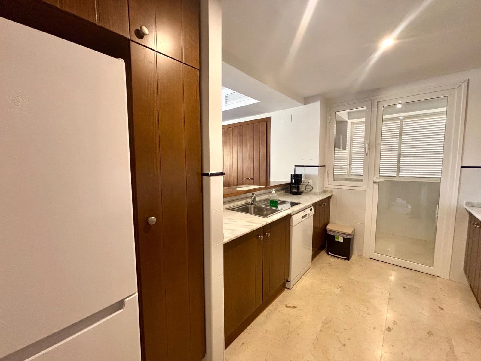 2 quarto Apartamento para arrendar em Punta Prima com piscina garagem - 1 400 € (Ref: 10080366)
