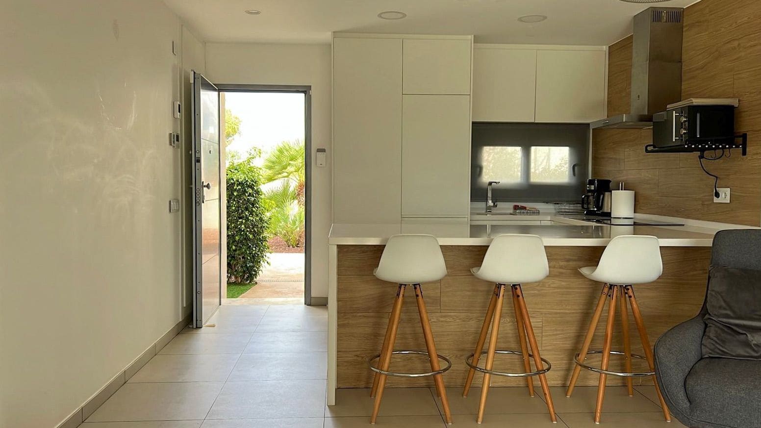 2 quarto Apartamento para arrendar em Pilar de la Horadada com piscina garagem - 1 800 € (Ref: 10101811)