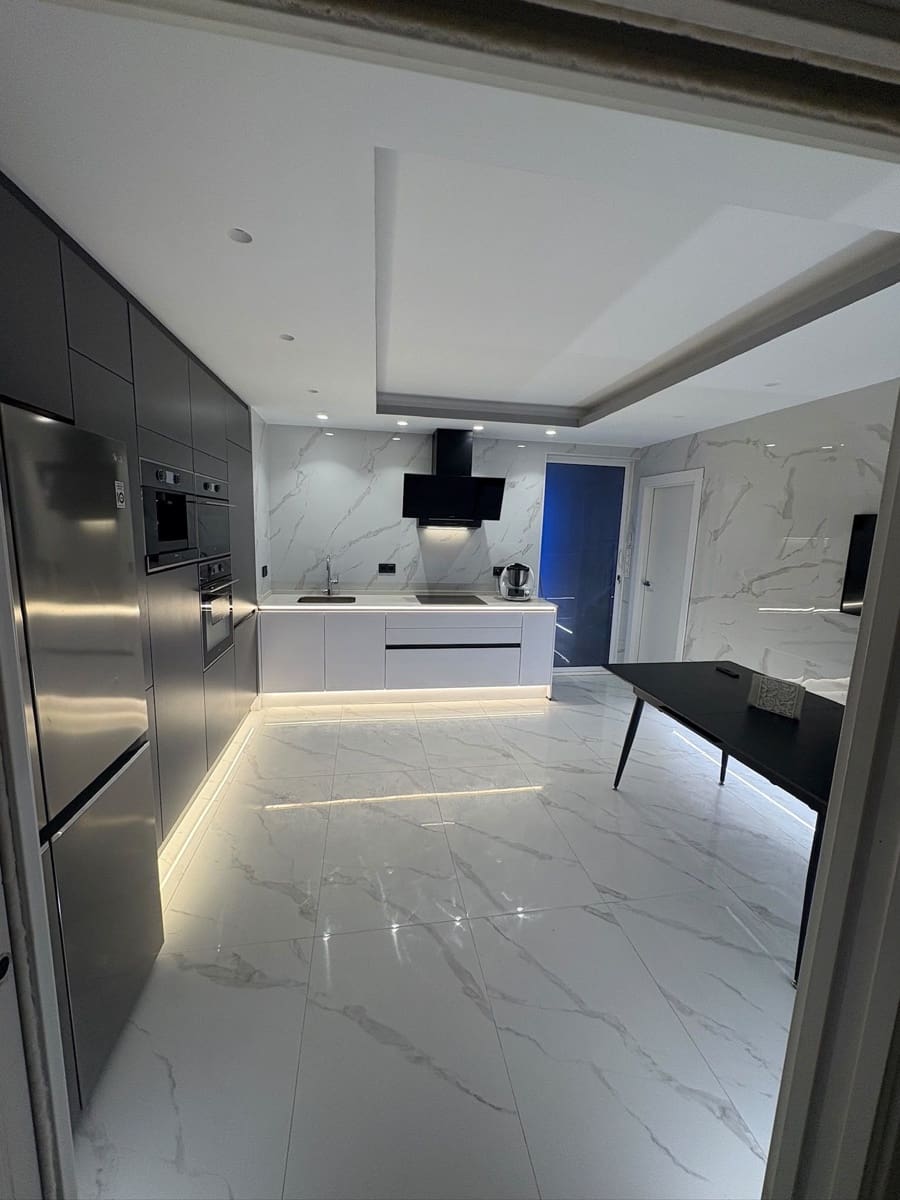 3 camera da letto Appartamento da affittare in Torrevieja con garage - 1.400 € (Rif: 10118720)