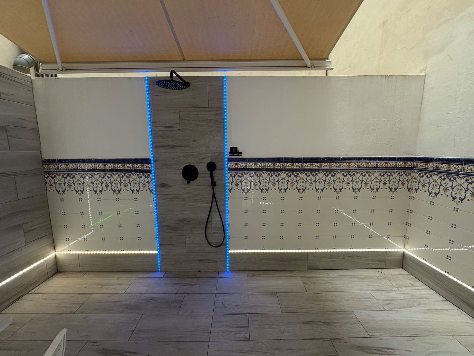 3 bedroom Flat for rent in Torrevieja with garage - € 1,300 (Ref: 10118720)