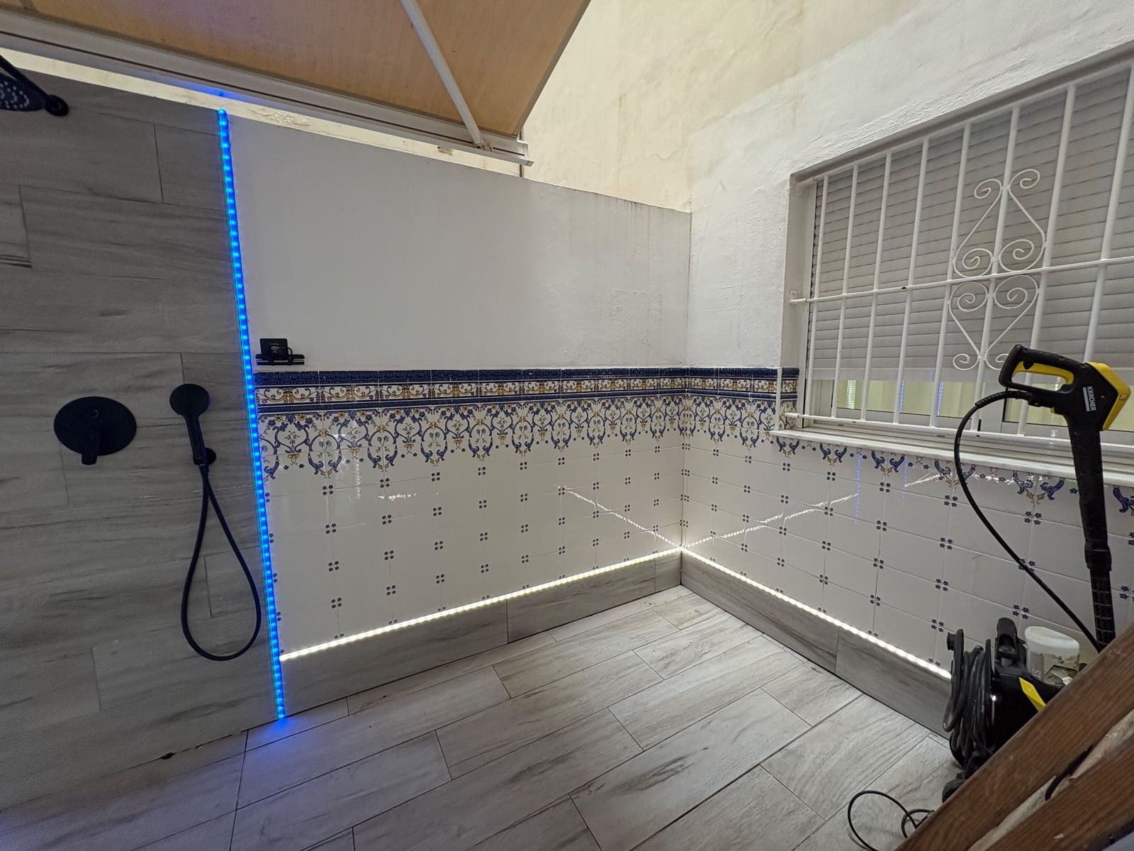 3 bedroom Flat for rent in Torrevieja with garage - € 1,300 (Ref: 10118720)