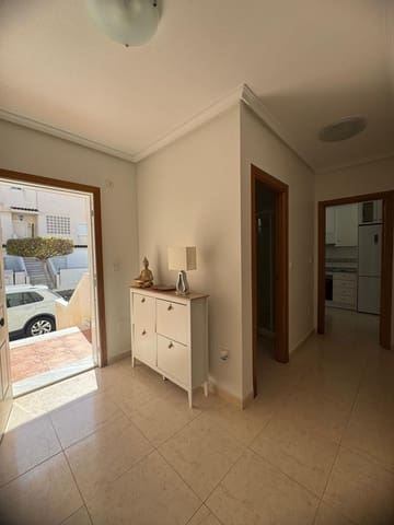 3 soverom Villa til leie i Pilar de la Horadada med svømmebasseng garasje - € 1 000 (Ref: 10131125)