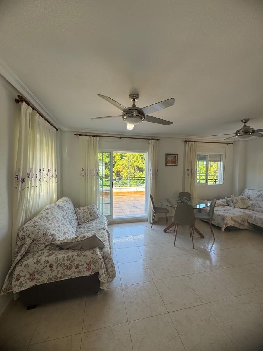 3 bedroom Villa for rent in Pilar de la Horadada with pool garage - € 1,000 (Ref: 10131125)