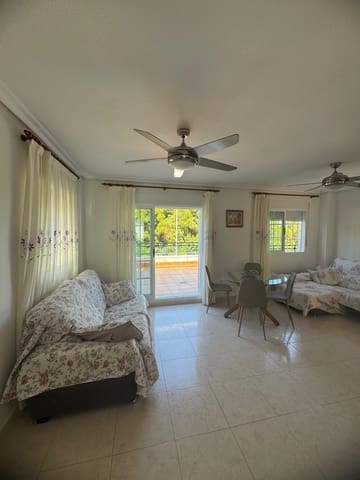 3 soverom Villa til leie i Pilar de la Horadada med svømmebasseng garasje - € 1 000 (Ref: 10131125)
