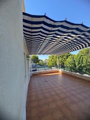 3 soverom Villa til leie i Pilar de la Horadada med svømmebasseng garasje - € 1 000 (Ref: 10131125)