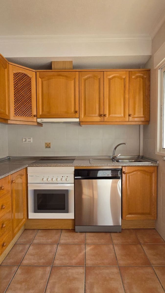 3 sovrum Semi-fristående Villa att hyra i Orihuela Costa med pool - 1 250 € (Ref: 10139086)