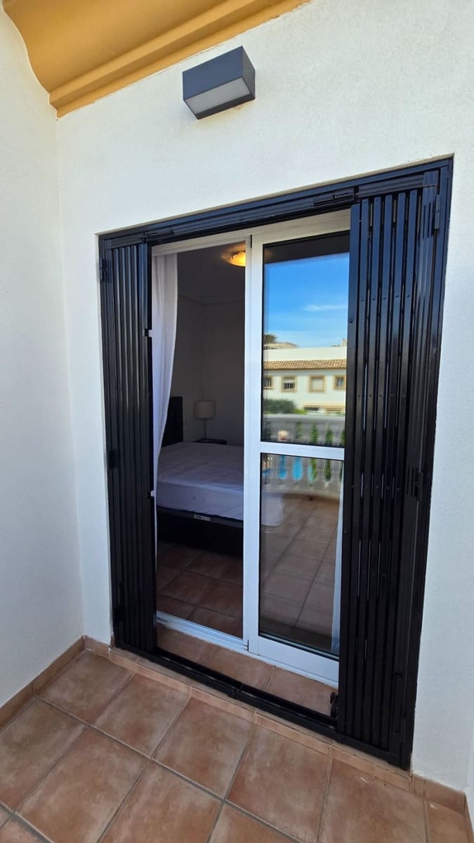 3 sovrum Semi-fristående Villa att hyra i Orihuela Costa med pool - 1 250 € (Ref: 10139086)