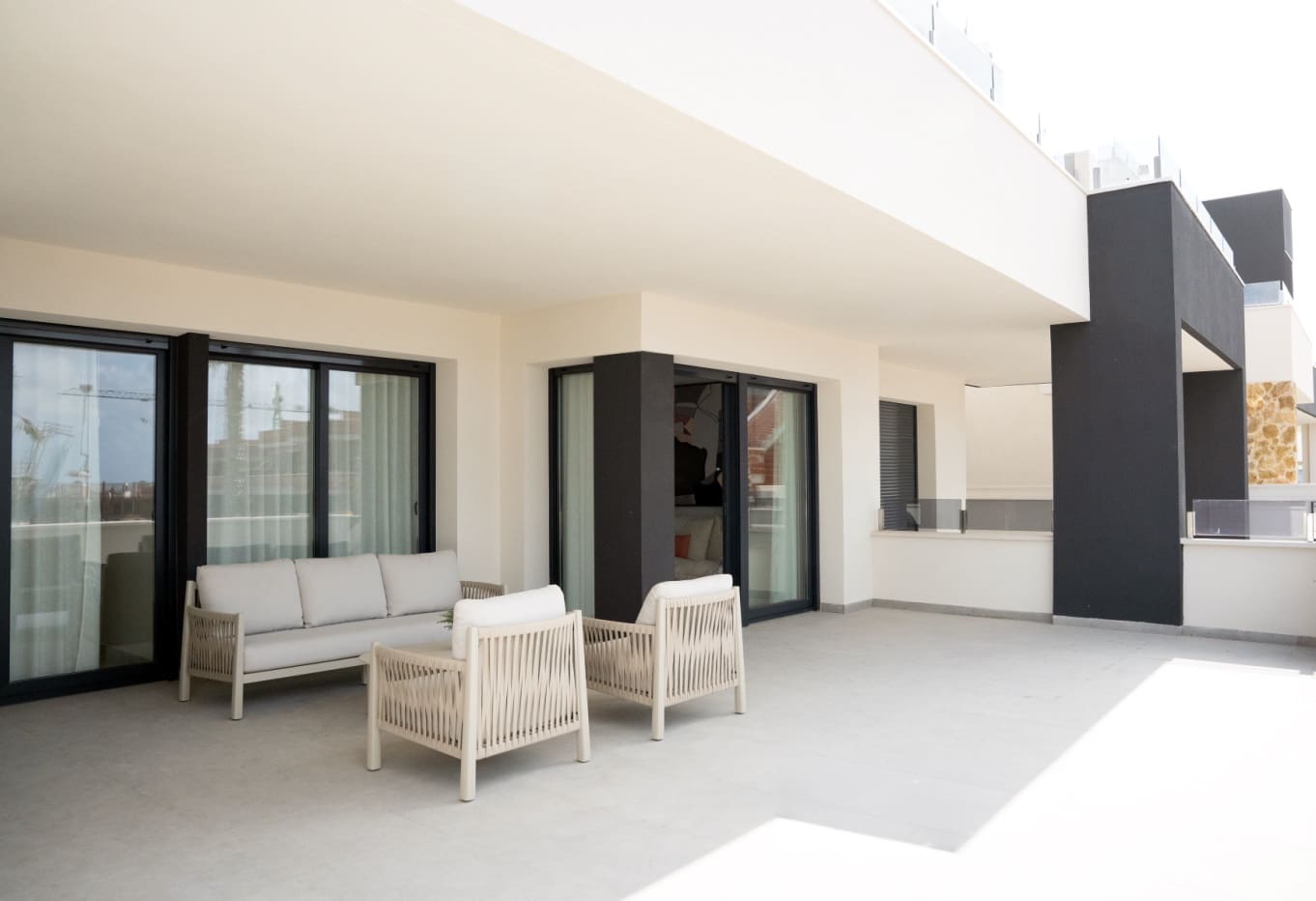 2 sypialnia Bungalow na sprzedaż w Ciudad Quesada z basenem garażem - 322 000 € (Ref: 10141648)