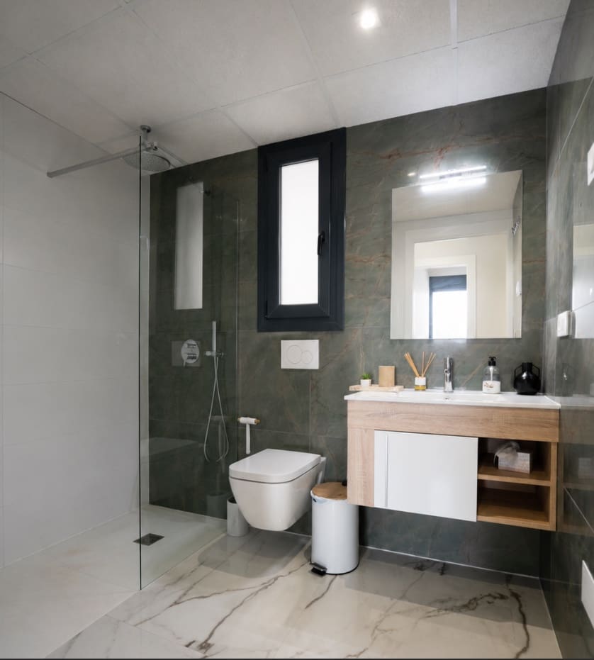 2 sypialnia Bungalow na sprzedaż w Ciudad Quesada z basenem garażem - 322 000 € (Ref: 10141648)
