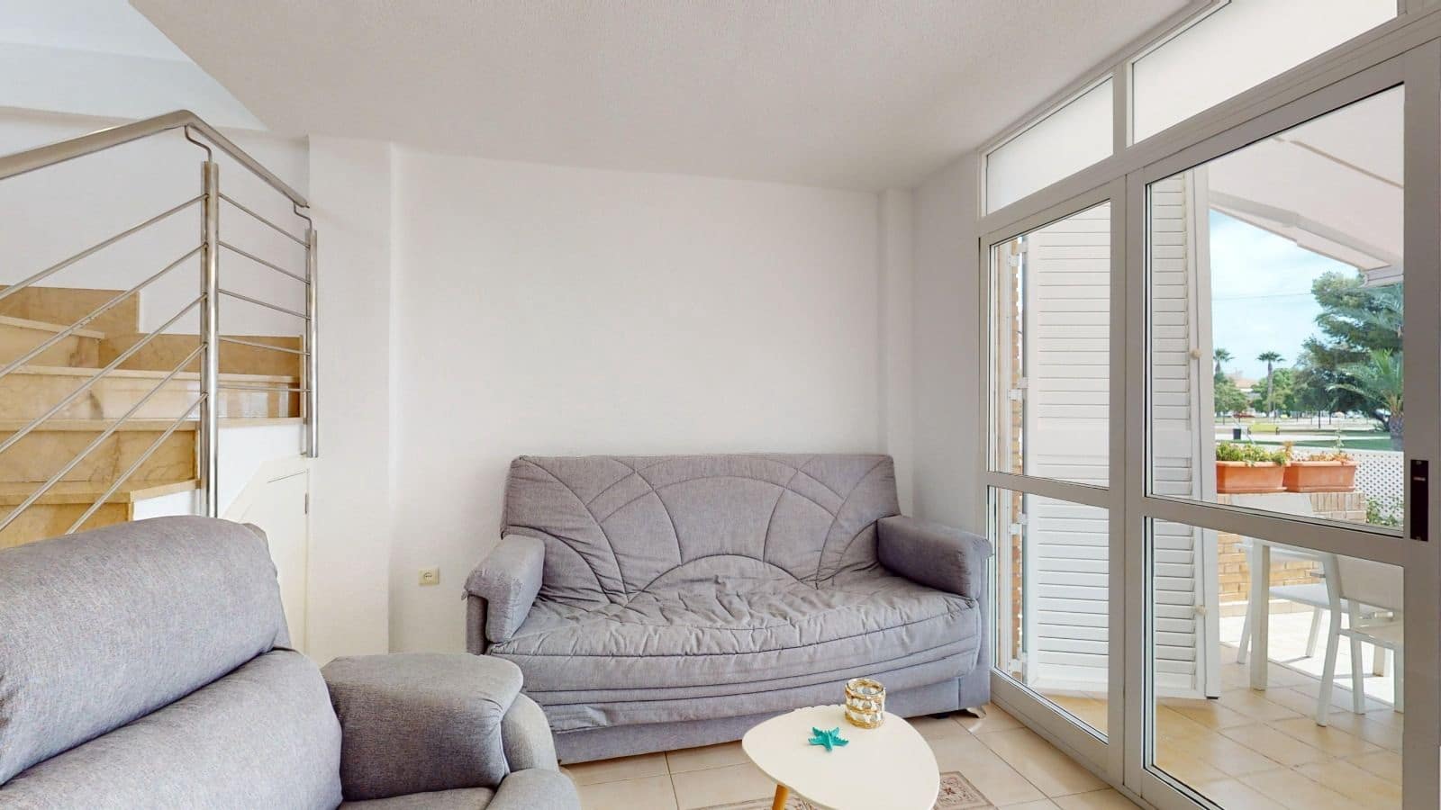 3 soveværelse Byhus til leje i Los Alcazares med garage - € 1.000 (Ref: 10145732)