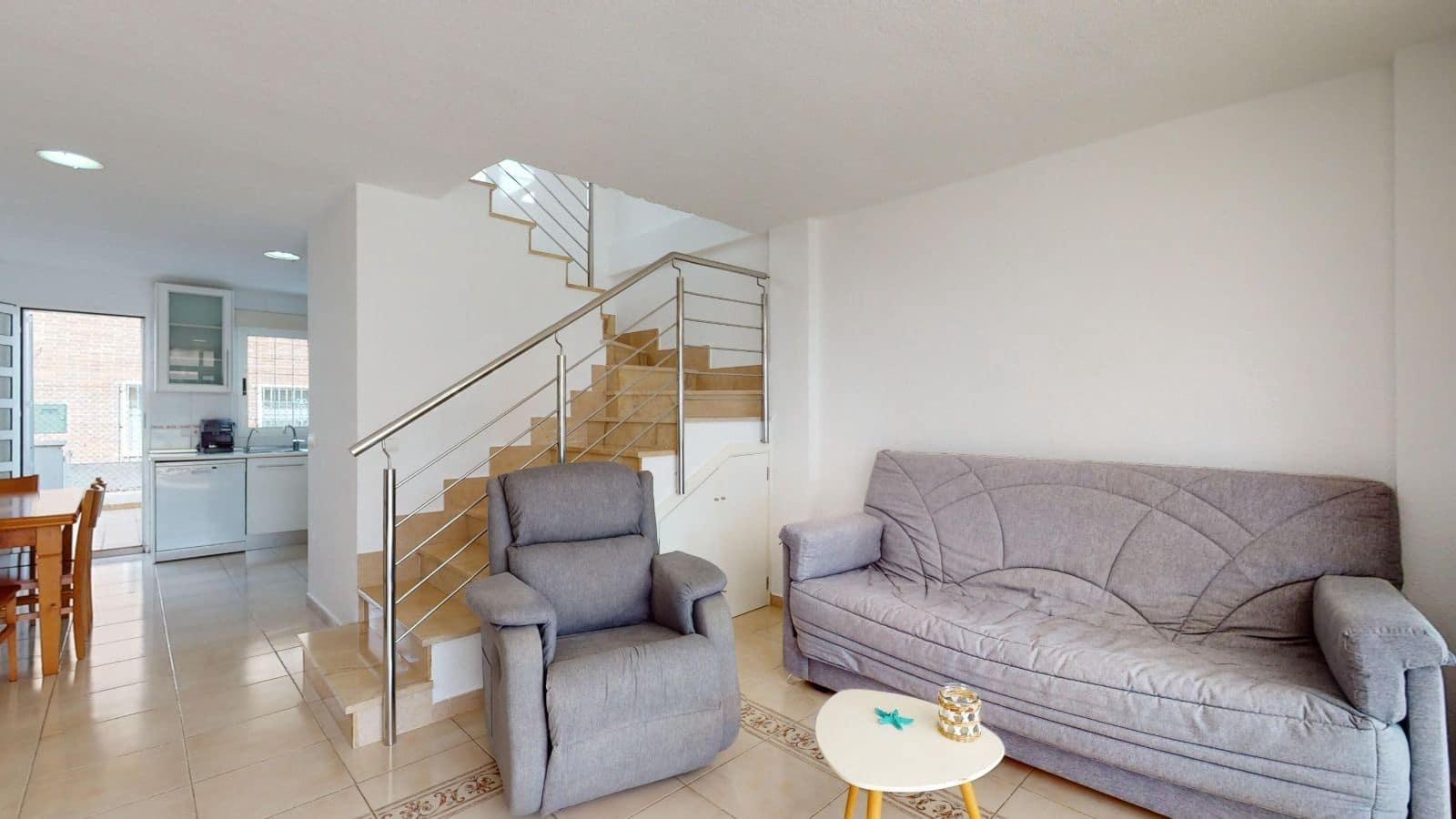 3 soveværelse Byhus til leje i Los Alcazares med garage - € 1.000 (Ref: 10145732)