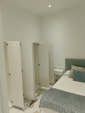 2 bedroom Flat for rent in Torrevieja - € 1,100 (Ref: 10145733)