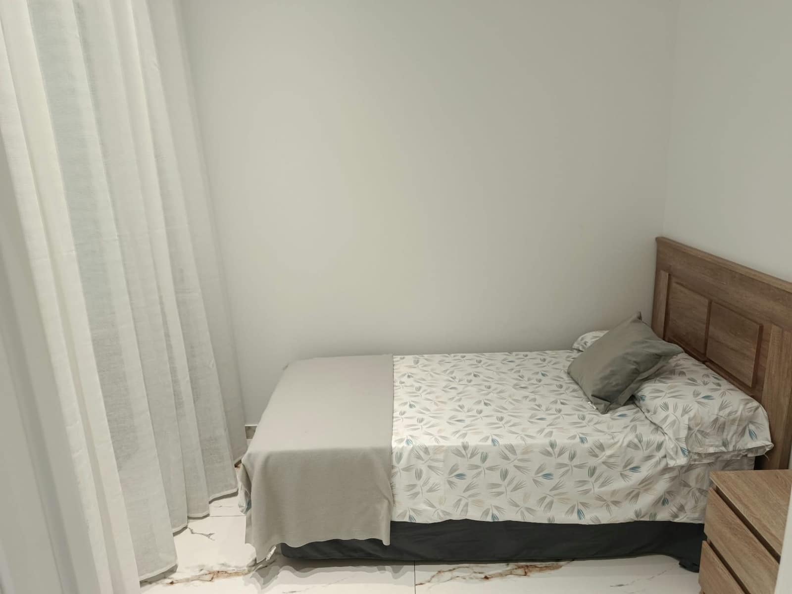 2 bedroom Flat for rent in Torrevieja - € 1,100 (Ref: 10145733)