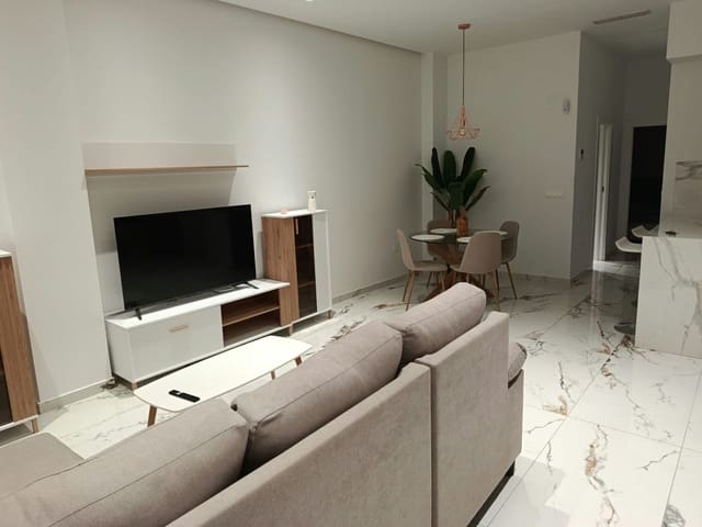 2 bedroom Flat for rent in Torrevieja - € 1,100 (Ref: 10145733)