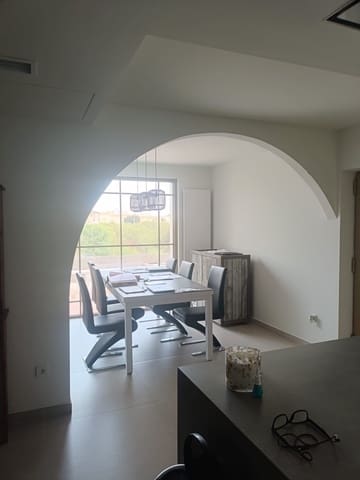 2 quarto Moradia para arrendar em San Miguel de Salinas com piscina - 2 500 € (Ref: 10154566)