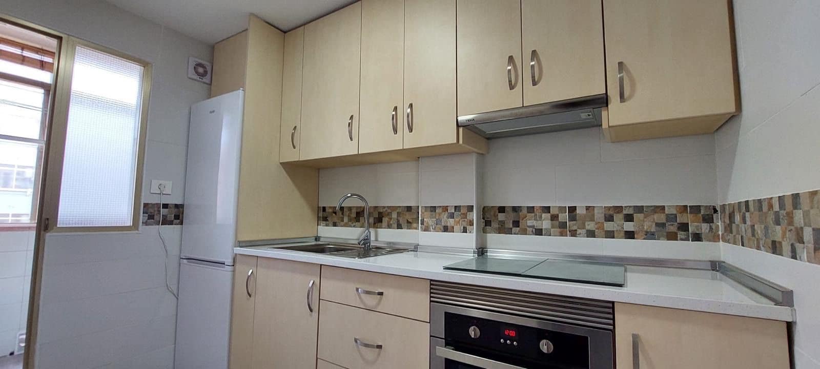 Appartement de 2 chambres à louer à Lo Pagan avec garage - 750 € (Ref: 10154568)