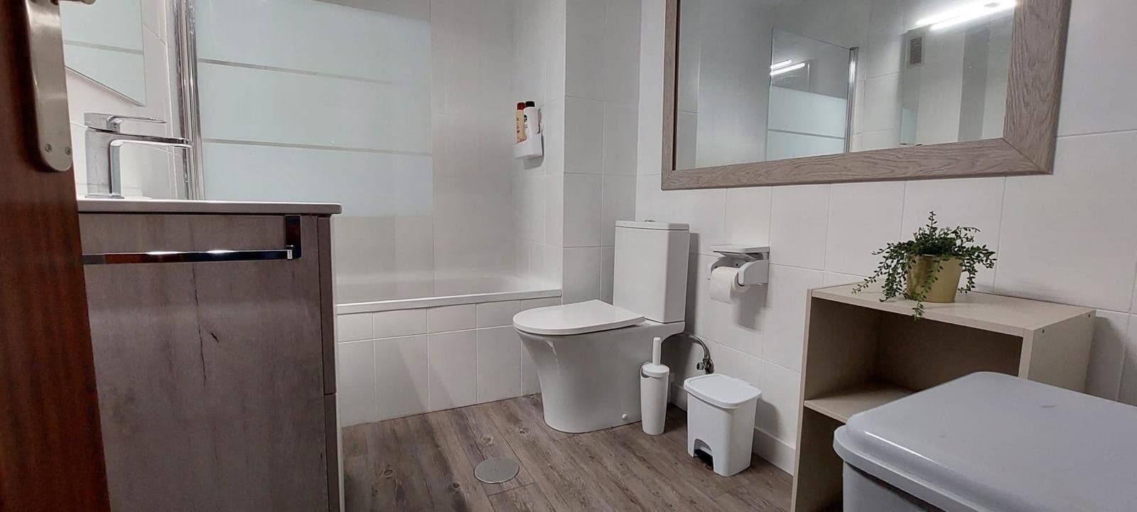 Appartement de 2 chambres à louer à Lo Pagan avec garage - 750 € (Ref: 10154568)