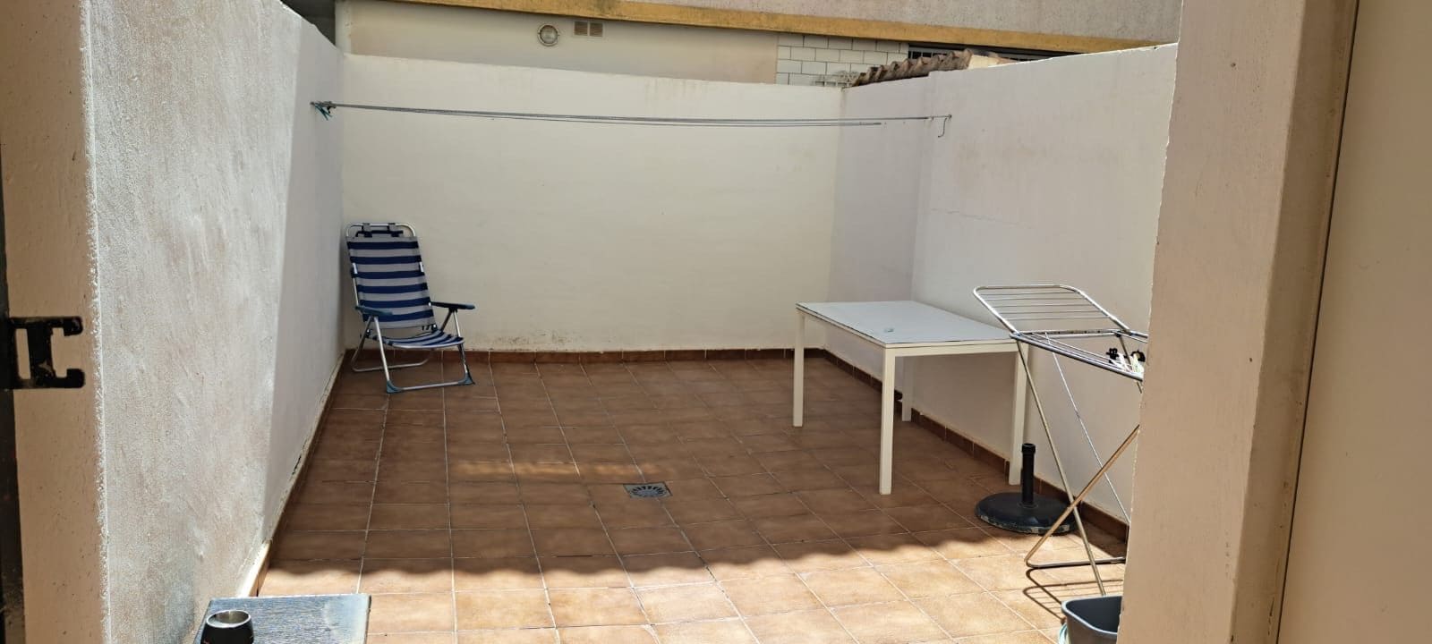 3 bedroom Semi-detached Villa for rent in La Florida with pool garage - € 1,200 (Ref: 10157193)