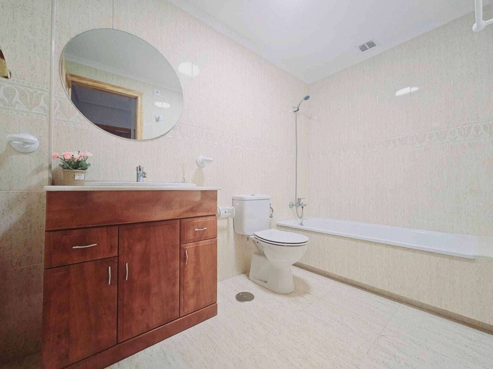 Ático de 2 habitaciones en Daya Nueva en alquiler con piscina - 990 € (Ref: 10164127)