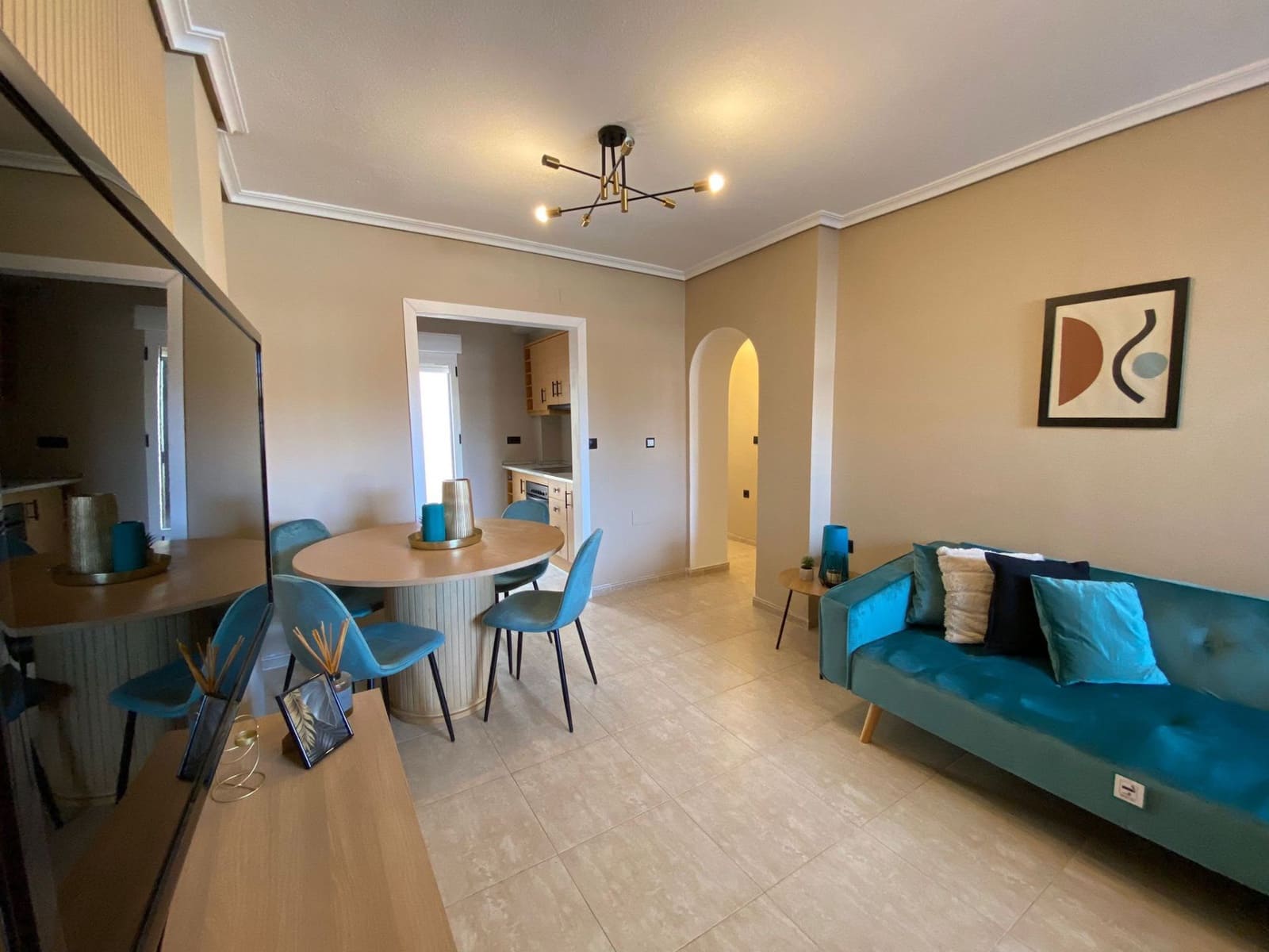 Bungalow de 2 chambres à louer à Orihuela Costa avec piscine garage - 1 100 € (Ref: 10164128)