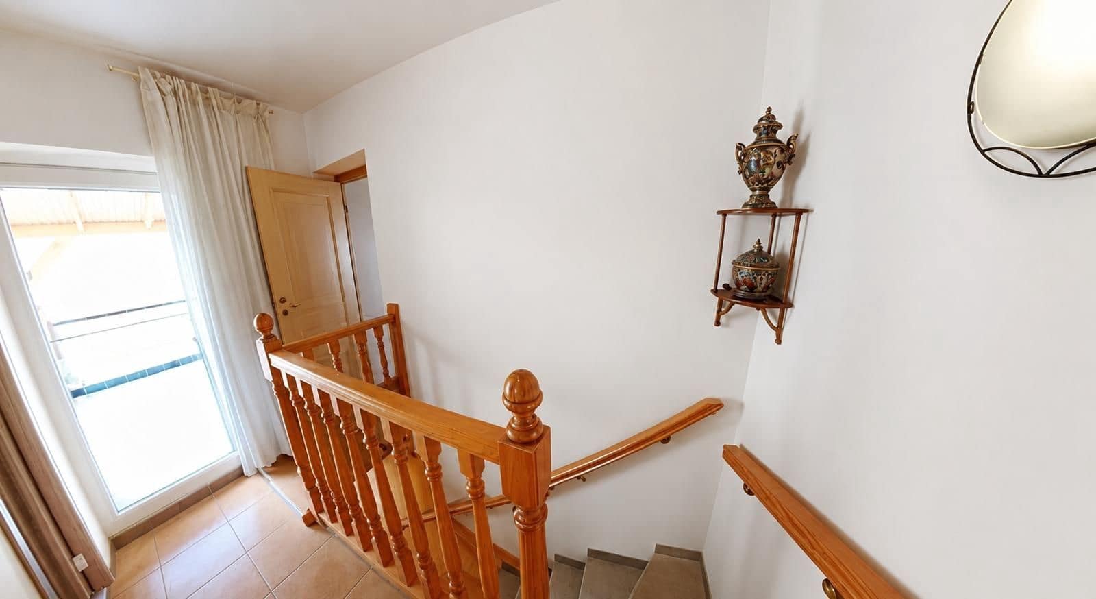 Pareado de 4 habitaciones en Torrevieja en alquiler con piscina garaje - 1.170 € (Ref: 10166069)