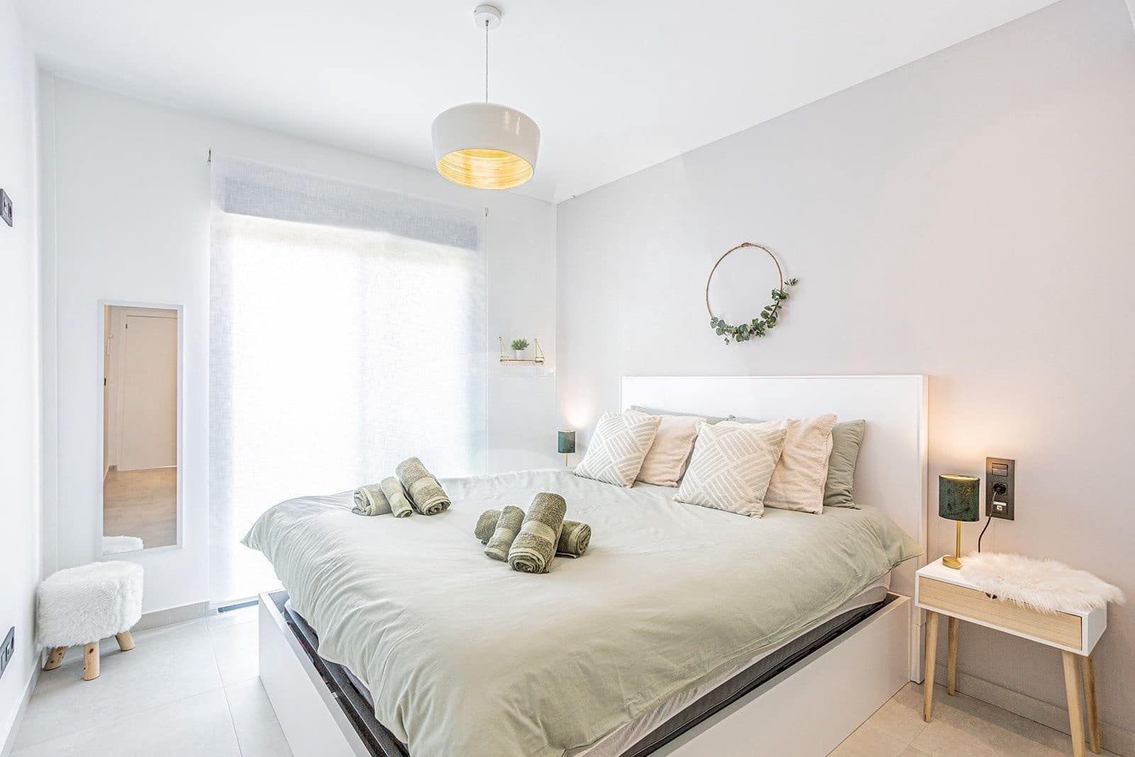 2 sypialnia Penthouse do wynajęcia w Guardamar del Segura z basenem garażem - 1 699 € (Ref: 10166070)