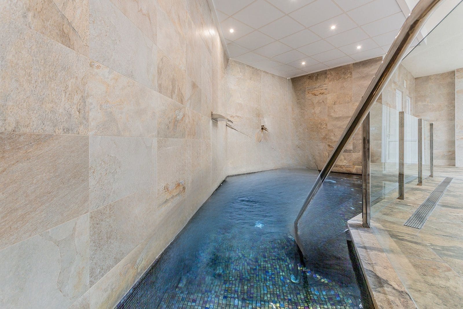 2 sypialnia Penthouse do wynajęcia w Guardamar del Segura z basenem garażem - 1 699 € (Ref: 10166070)