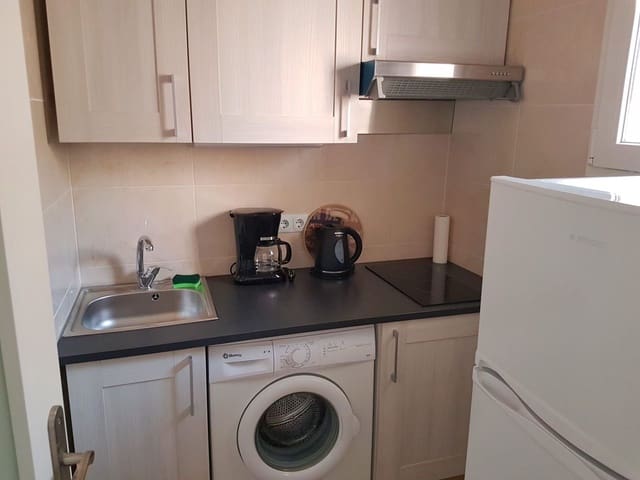 Piso de 1 habitación en Torrevieja en alquiler - 595 € (Ref: 10166071)