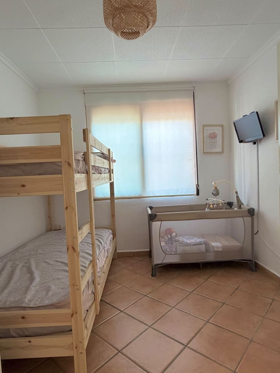 3 bedroom Villa for rent in San Fulgencio with pool garage - € 1,500 (Ref: 10168137)