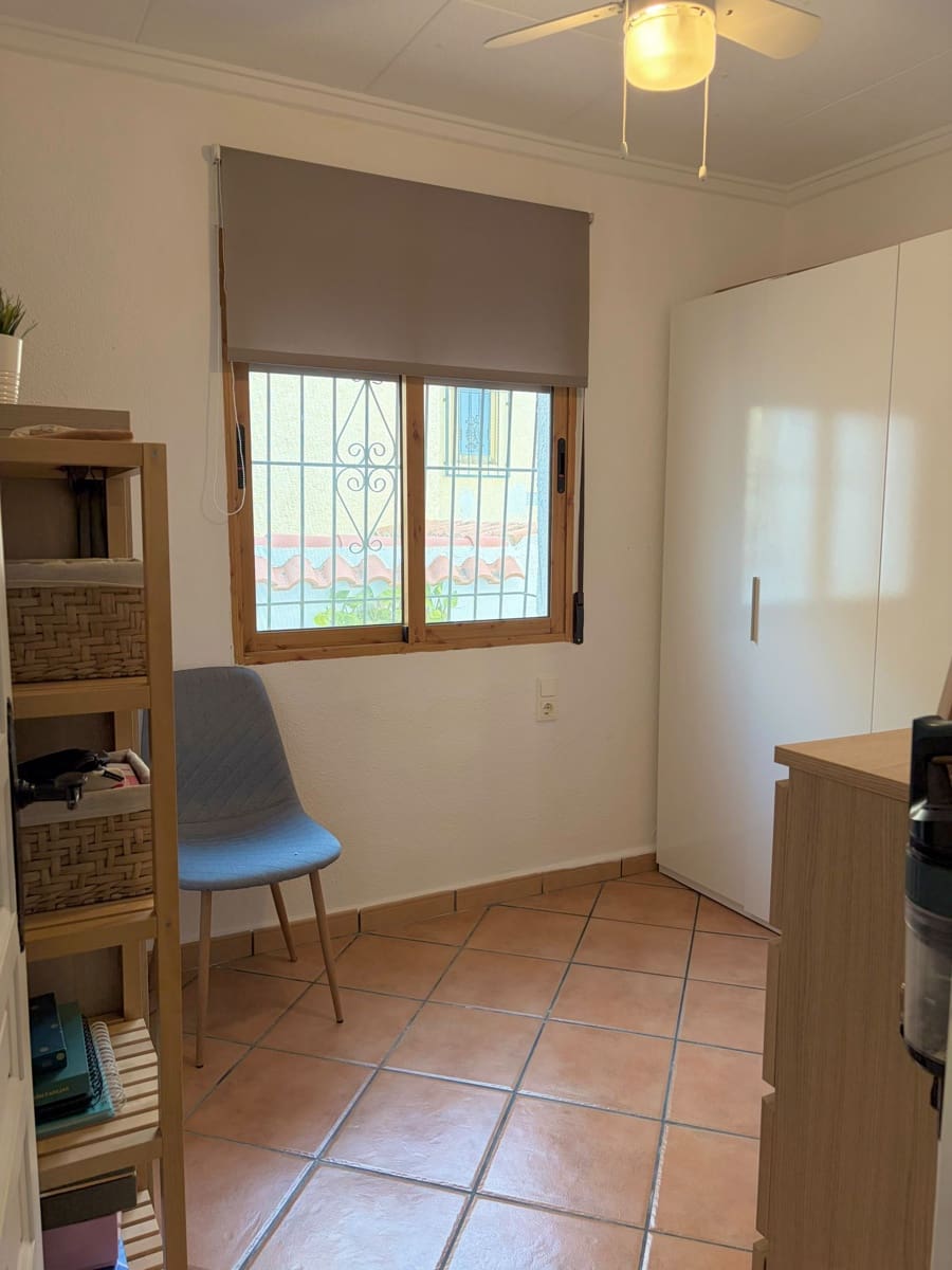 3 bedroom Villa for rent in San Fulgencio with pool garage - € 1,500 (Ref: 10168137)