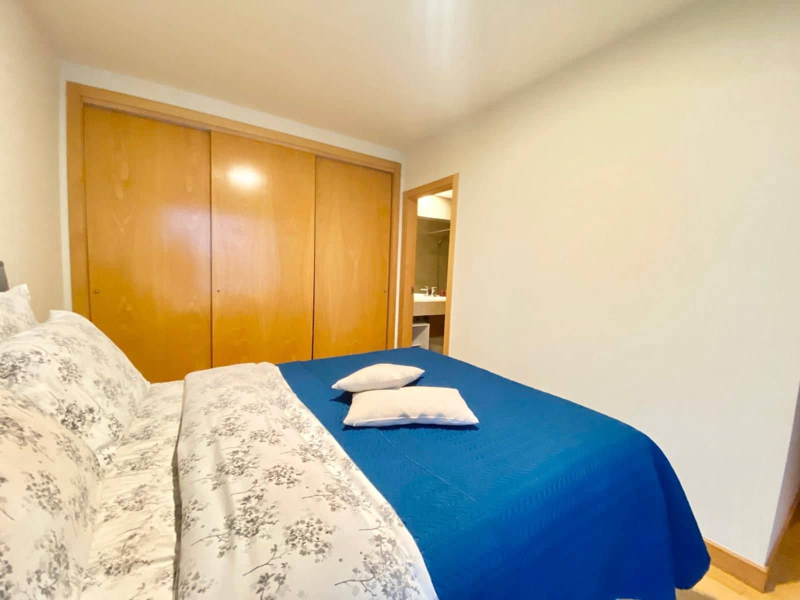2 soveværelse Lejlighed til leje i Orihuela Costa med swimmingpool garage - € 1.000 (Ref: 10168138)