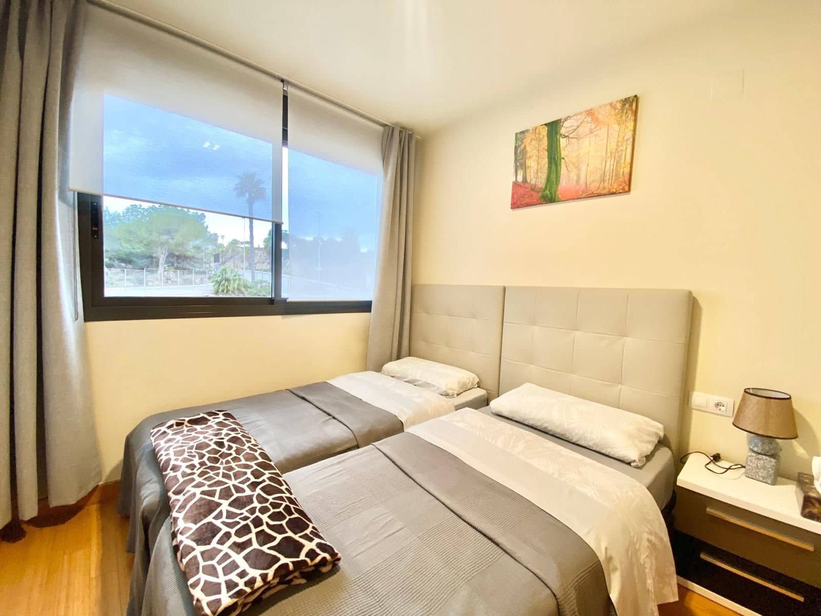 2 soveværelse Lejlighed til leje i Orihuela Costa med swimmingpool garage - € 1.000 (Ref: 10168138)