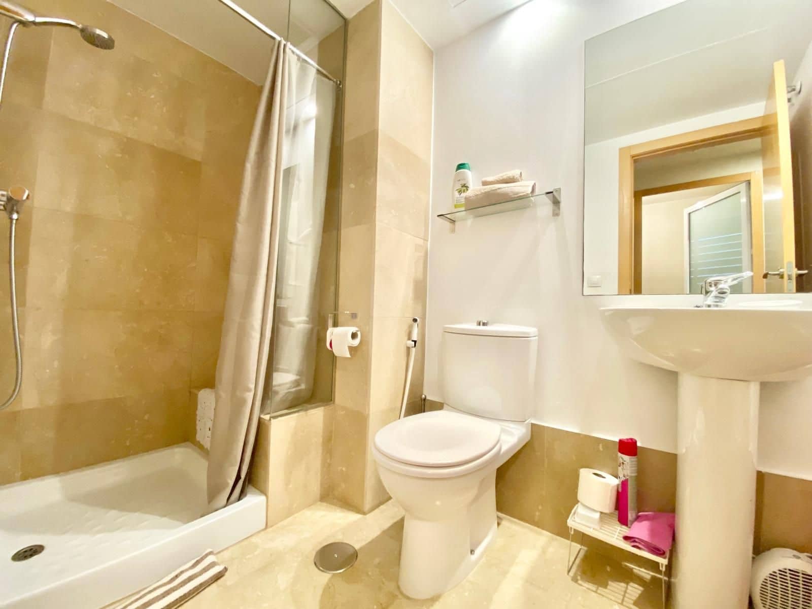 2 soveværelse Lejlighed til leje i Orihuela Costa med swimmingpool garage - € 1.000 (Ref: 10168138)