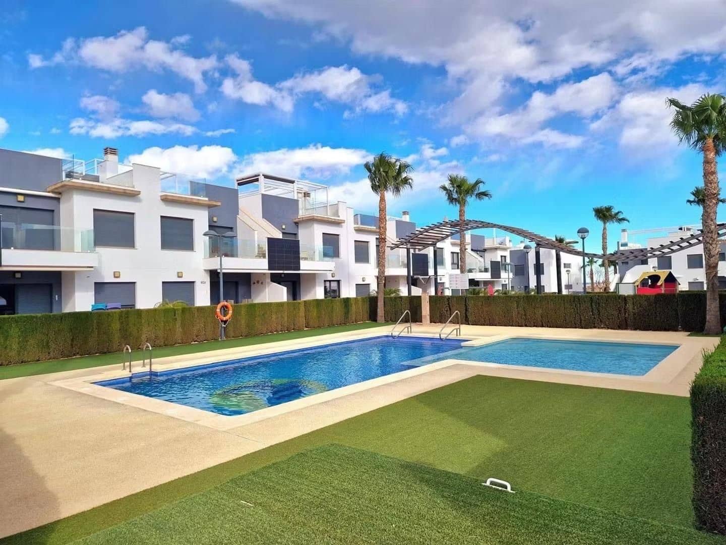 2 soveværelse Lejlighed til salg i Pilar de la Horadada med swimmingpool garage - € 225.000 (Ref: 10173148)