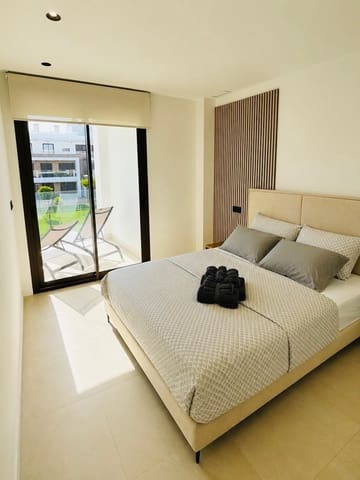 2 quarto Apartamento para arrendar em Los Alcázares com piscina garagem - 1 500 € (Ref: 10173149)