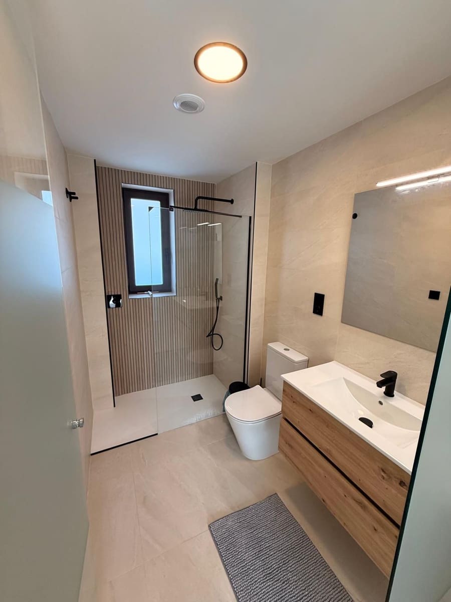 2 quarto Apartamento para arrendar em Los Alcazares com piscina garagem - 1 500 € (Ref: 10173149)
