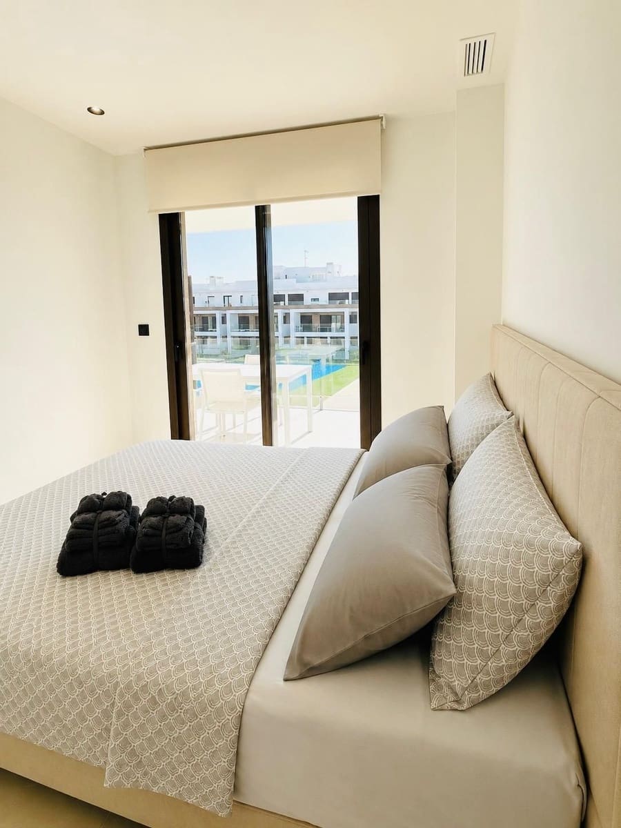 2 quarto Apartamento para arrendar em Los Alcazares com piscina garagem - 1 500 € (Ref: 10173149)