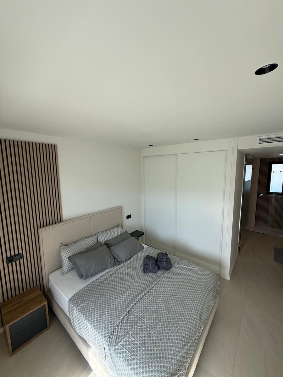 2 quarto Apartamento para arrendar em Los Alcazares com piscina garagem - 1 500 € (Ref: 10173149)