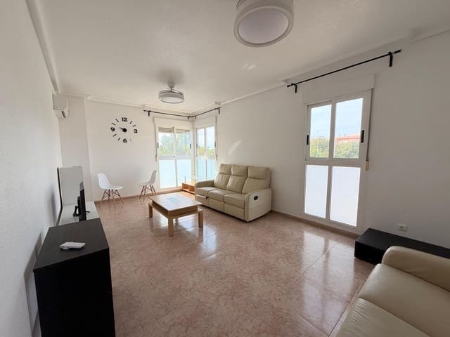 3 soveværelse Lejlighed til leje i Los Montesinos med swimmingpool - € 950 (Ref: 10176286)