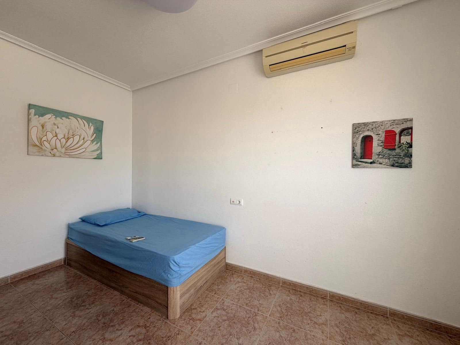 3 soveværelse Lejlighed til leje i Los Montesinos med swimmingpool - € 950 (Ref: 10176286)