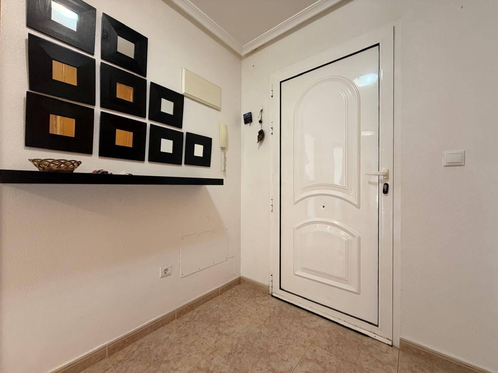 3 soveværelse Lejlighed til leje i Los Montesinos med swimmingpool - € 950 (Ref: 10176286)
