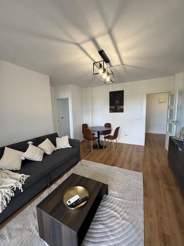 2 quarto Apartamento para arrendar em Torrevieja com piscina garagem - 1 200 € (Ref: 10179874)